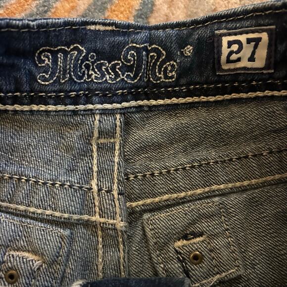 Miss Me Blue Denim Mid Rise Shorts 29" Waist Embroidered Leather Patch JW5416H - Picture 2 of 7